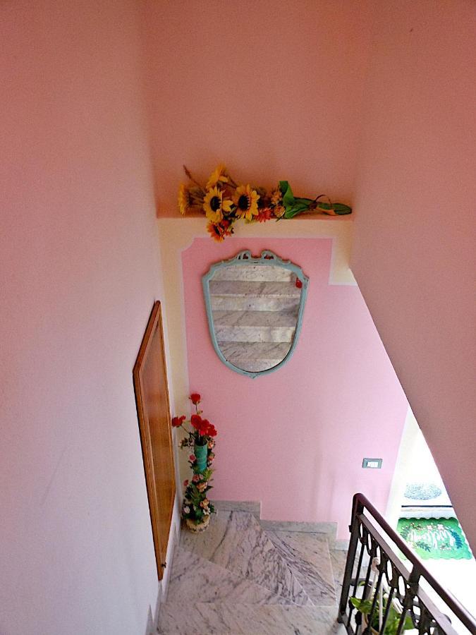 Il Nido Magico Incanto E Magia Nel Borgo Antico Calice al Cornoviglio Exterior photo